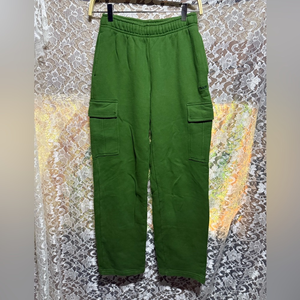 TNA Aritzia Kelly Green sweatfleece cozy fleece cargo sweat pants XXS/girls med.